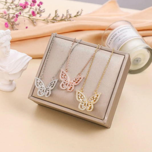 Fluttering Beauty Necklace